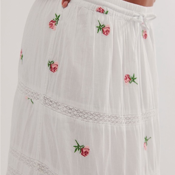 Free People Damson Madder Eden Floral Skirt Size 14 NWT - Picture 4 of 9